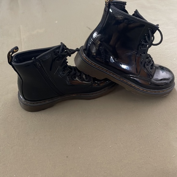 Dr. MARTENS womens Boots size 3” - Picture 8 of 14